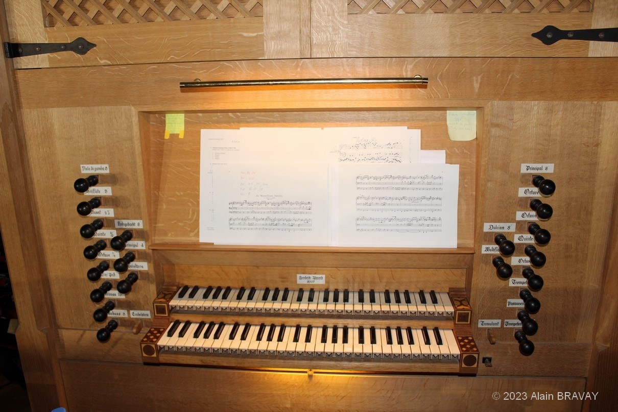Console orgue ahrend vaison